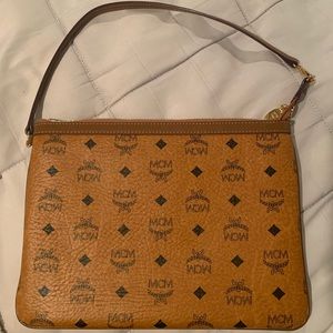 MCM LIZ POCHETTE